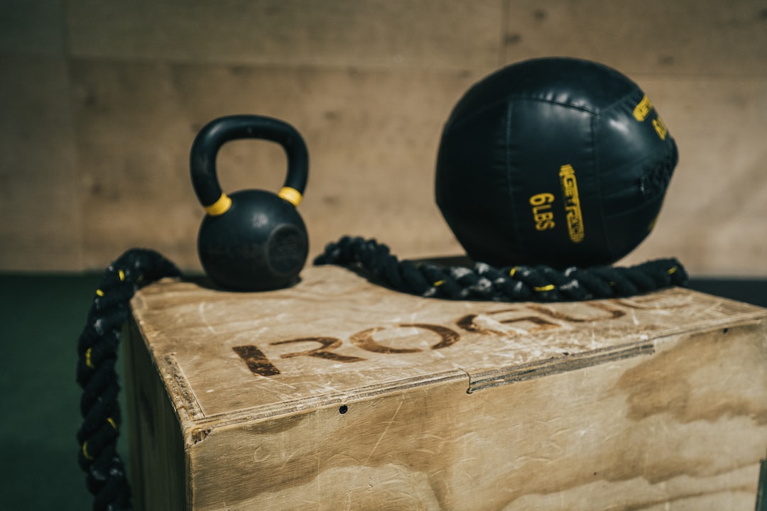 Kettlebell edzés alapjai: Hogyan építsd be a hasznos súlyzót az edzésbe?
