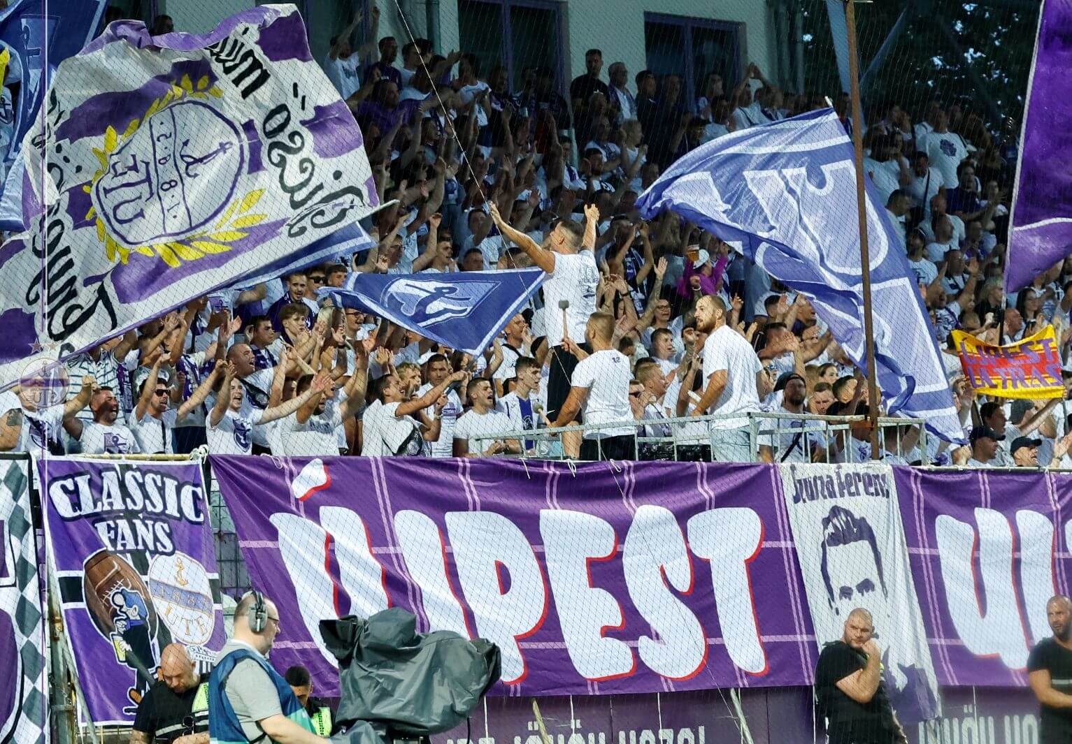 Újpesti Futball Csapat Története: A Bajnoki Címektől a Legendákig