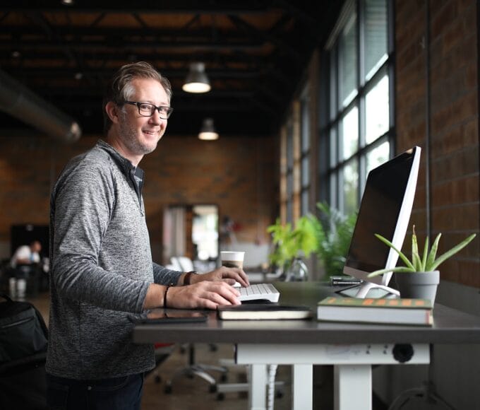 Új irányok a munkahelyi kultúrában: A jövő munkahelyei és környezete 2030-ra