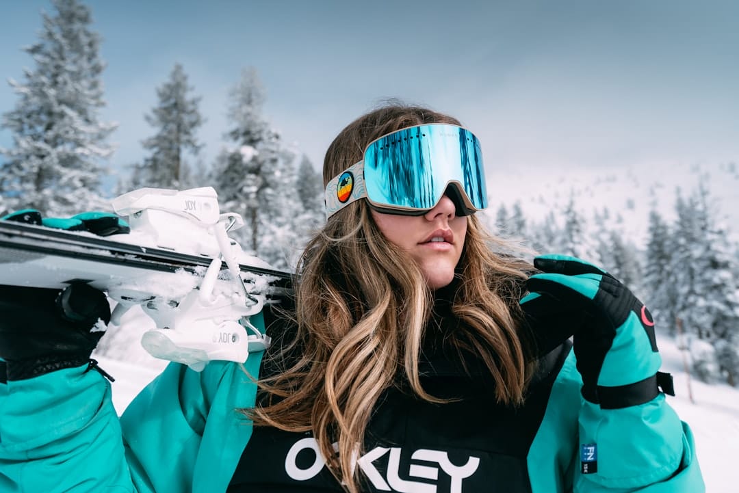 Divatos Oakley Napszemüvegek
